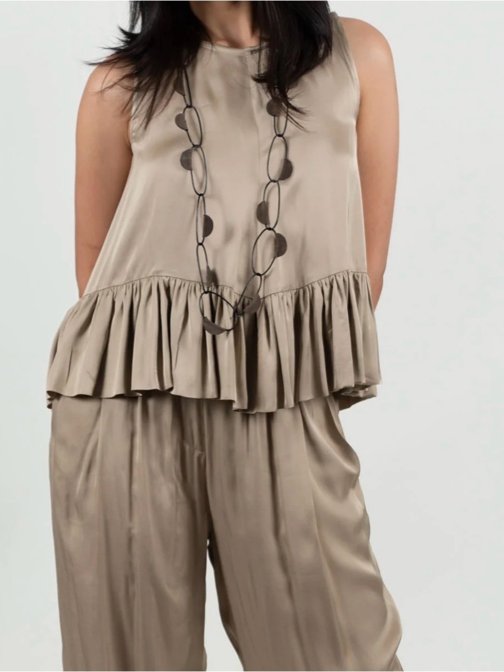 French Silk Elegant Gold Sleeveless Top NWT SZ XS